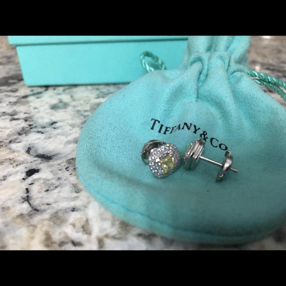 Tiffany & Co. Soleste Diamond Earrings in Platinum - Picture 2 of 6